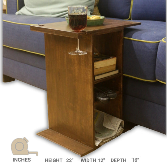 <img src="couch-caddy-centre.jpg" alt="Sofa center table with space for a wine glass, designed to enhance comfort and convenience while relaxing.">