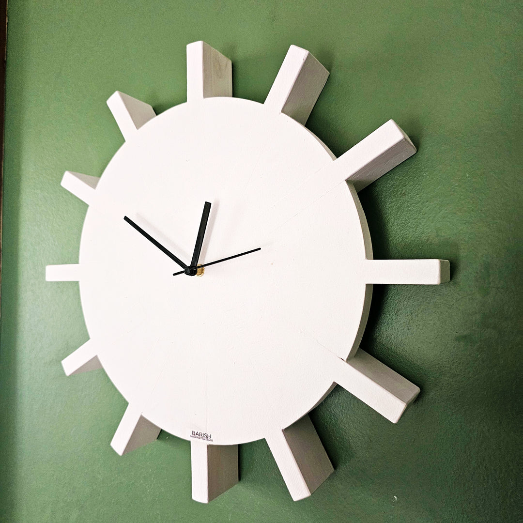 Wall Clock Round Spikes Stock