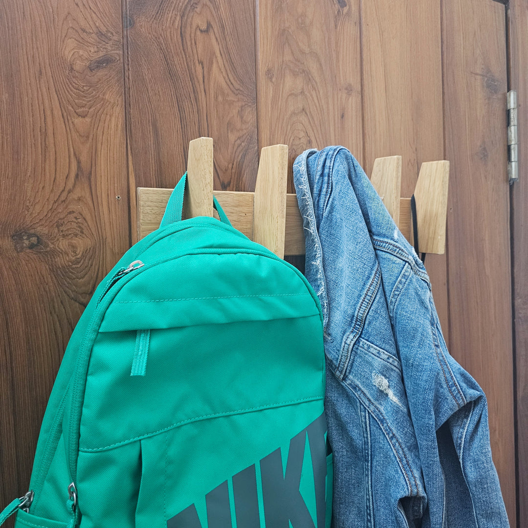 Multi-Purpose Coat Hanger Compact